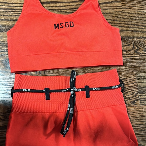 Misguided Workout Set - Picture 2 of 4